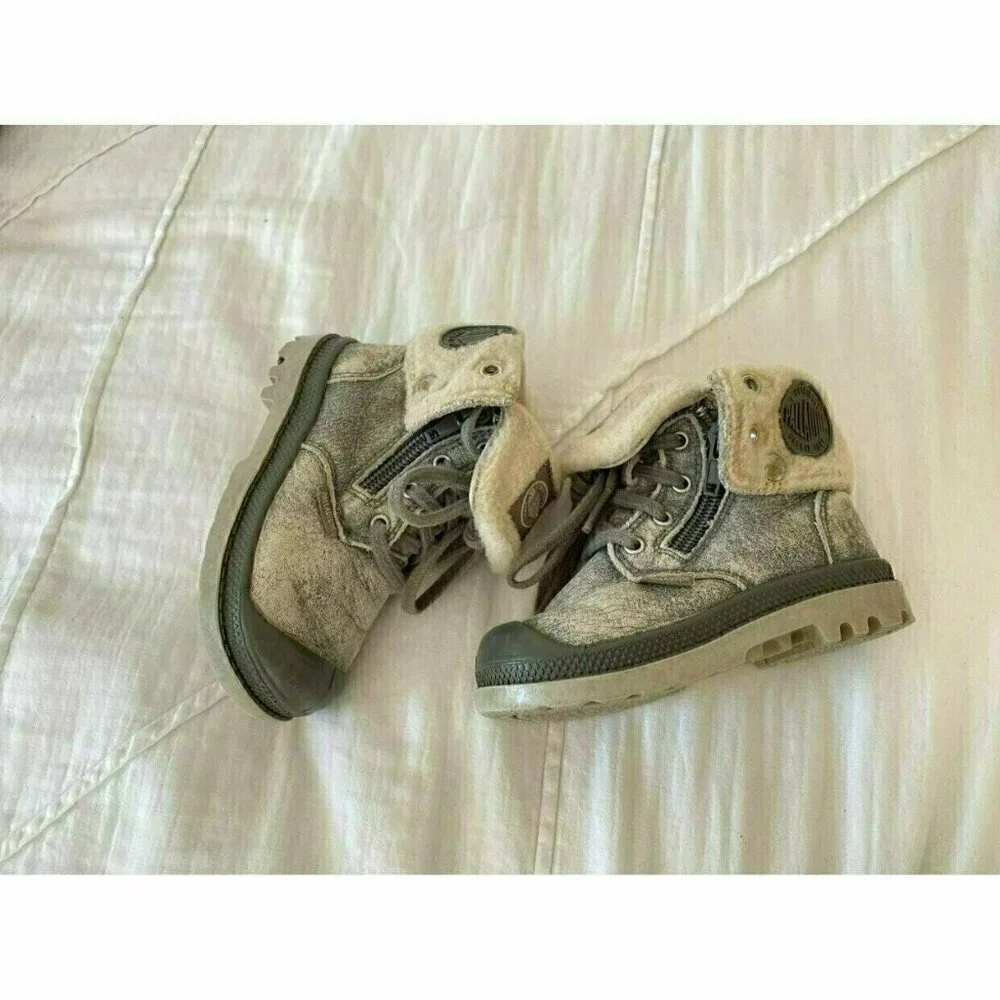 Distressed Palladium Boot